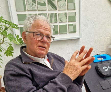 Dr Thorsten Stanley